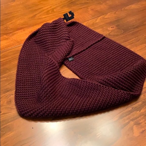 Marc New York Infinity Knit Scarf - Picture 4 of 7